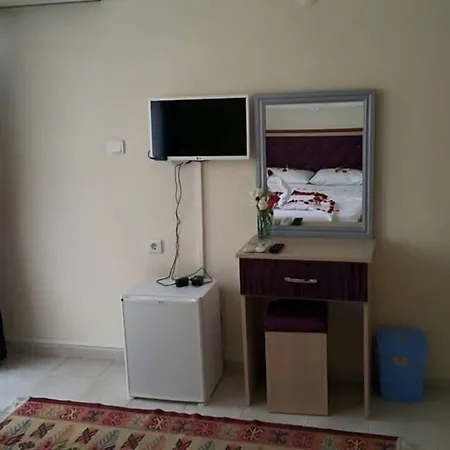 Our Place Ξενοδοχείο Ολουντενίζ