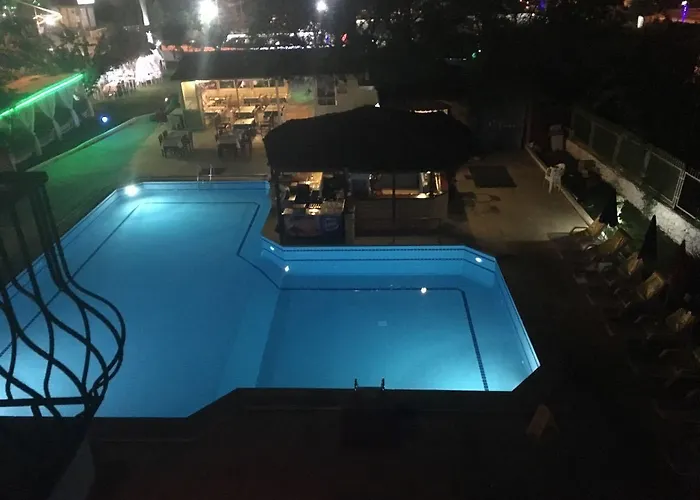 Ξενοδοχείο Our Place Ολουντενίζ