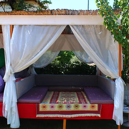Our Place Otel 3*